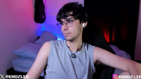 Snapshot of khozler_ chatting on 12/04/25, 03:32 khozler_ online show from 12/04/25, 03:32