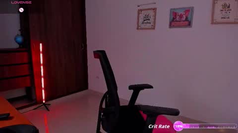 Snapshot of khris_secretary chatting on 11/20/25, 07:57 khris online show from 11/20/25, 07:57