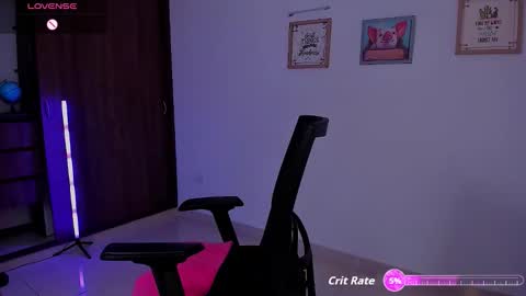 Snapshot of khris_secretary chatting on 12/14/25, 08:46 khris online show from 12/14/25, 08:46