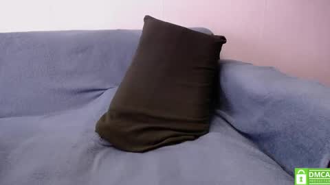 Snapshot of kiabigdick chatting on 03/21/26, 08:19 Hey Im Ivan everyday online 9am to 6pm 6 GMT Help me Reach K FollowerslPut your finger up online show from 03/21/26, 08:19