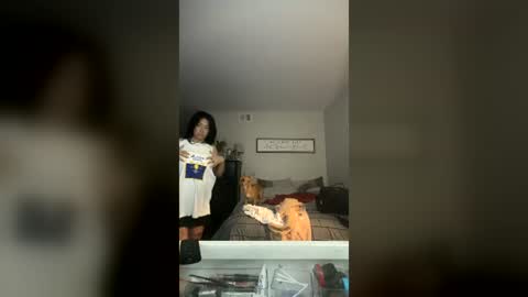 Snapshot of kiannaluv chatting on 07/11/26, 01:58 kiannaluv online show from 07/11/26, 01:58