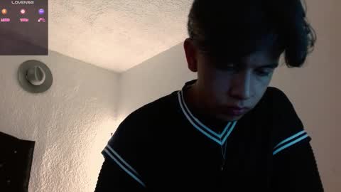 Adrian  Chlloe online show from 12/01/25, 02:49