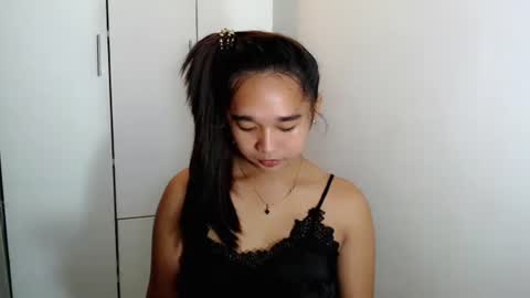 Snapshot of kiara_bedisa143 chatting on 10/26/25, 11:42 i love bella online show from 10/26/25, 11:42