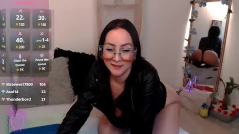 Kiara Bermont online show from 03/11/25, 07:03