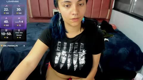 Snapshot of kiara_cruz__ chatting on 09/26/25, 08:24 kiara Cruz online show from 09/26/25, 08:24