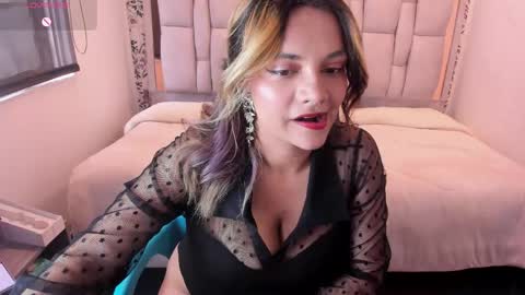 kiara Cruz online show from 05/12/26, 08:17