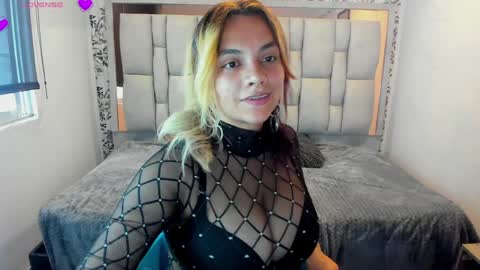 kiara Cruz online show from 06/08/26, 07:47