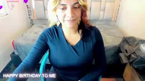 kiara Cruz online show from 06/17/26, 08:10