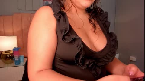 kiara_peach online show from 09/09/25, 10:04