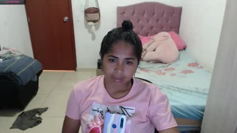 Kiara online show from 10/28/25, 06:43