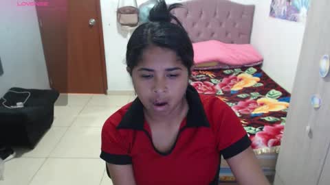 Kiara online show from 12/13/25, 07:53