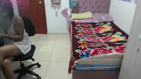 Kiara online show from 12/15/25, 06:56