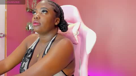 Snapshot of kiaraadvani_ chatting on 09/17/25, 12:51 Kiara online show from 09/17/25, 12:51