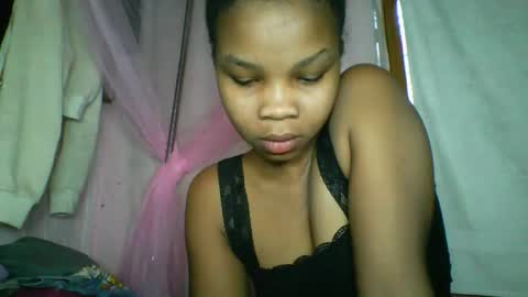 Snapshot of kiarah_69 chatting on 05/18/26, 04:07 kiarah 69 online show from 05/18/26, 04:07