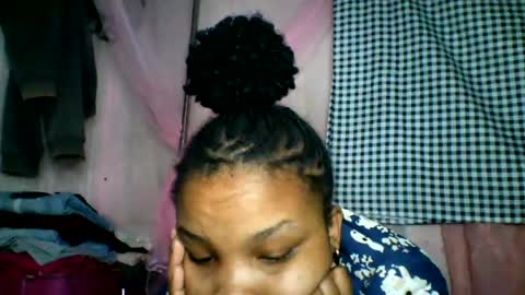 Snapshot of kiarah_69 chatting on 06/12/26, 04:11 kiarah 69 online show from 06/12/26, 04:11