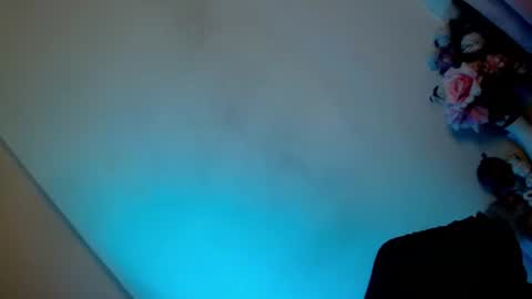 Kiera online show from 10/23/25, 07:40