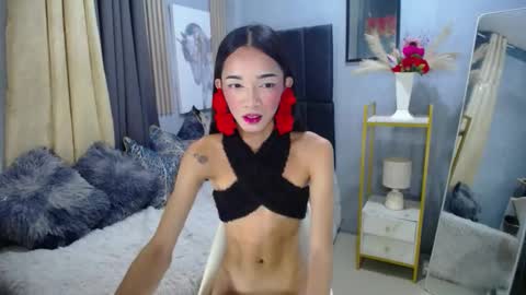 kieramoore online show from 12/14/25, 11:04