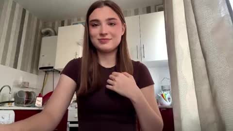 Snapshot of kierstentates chatting on 03/07/26, 12:02 Ola my name is Lissa Lets hit 10 Thumbs Up together online show from 03/07/26, 12:02