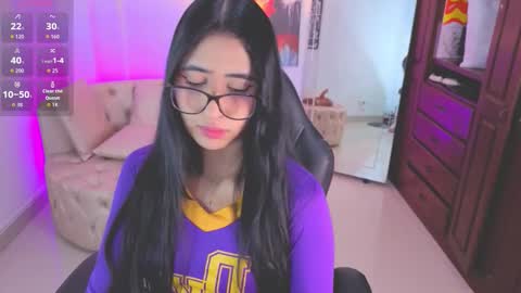 kiim__samanta online show from 10/17/25, 11:35