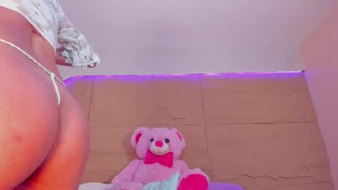 KIM COOPER online show from 02/27/25, 10:04