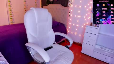 IGkimsumipark XKimsumip online show from 10/03/25, 02:41