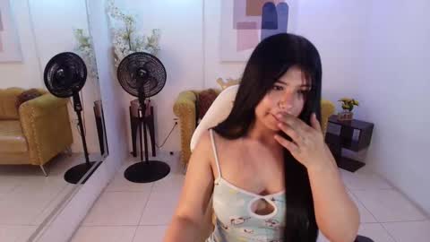 Snapshot of kiitty__meow chatting on 03/18/26, 12:19 Kitty online show from 03/18/26, 12:19