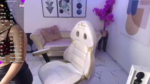 Snapshot of kiitty__meow chatting on 05/27/26, 01:08 Kitty online show from 05/27/26, 01:08