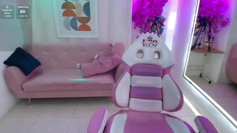 Kitty online show from 07/16/26, 12:22