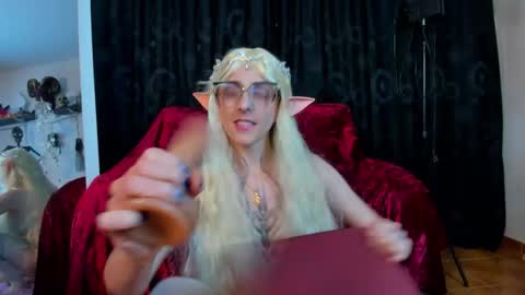 Kizuky online show from 11/01/25, 01:40