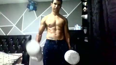 kike_salazar online show from 10/13/25, 10:43