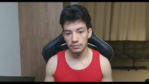 kikeruiz 19 online show from 11/24/25, 04:40