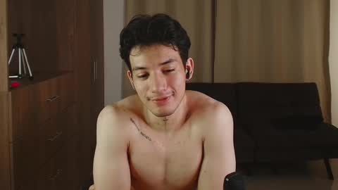 kikeruiz 19 online show from 12/15/25, 11:53