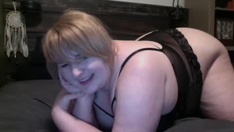 Kiki online show from 03/08/25, 02:34
