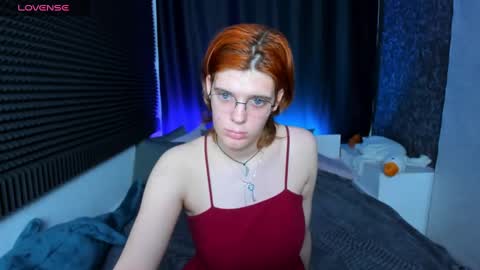 Kiki online show from 12/03/24, 04:17