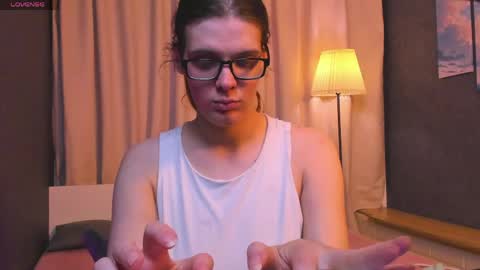 Snapshot of kiki_krash chatting on 04/23/26, 10:14 Kiki online show from 04/23/26, 10:14