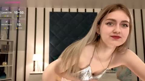 Kiki  dont forget to thumbs up me if you like my show  online show from 09/12/25, 10:26
