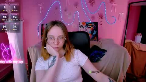 kiki_swan online show from 05/26/26, 06:09