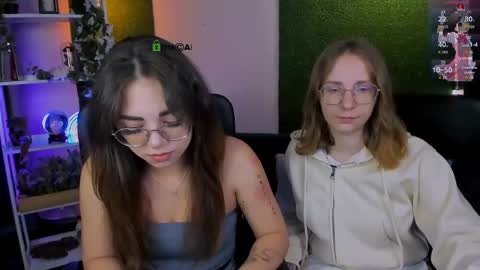 kiki_swan online show from 06/04/26, 07:31