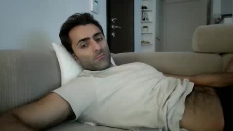 kikkus01 online show from 10/24/25, 02:13