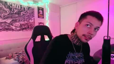 Snapshot of killaken69 chatting on 03/19/26, 01:42 Kenny online show from 03/19/26, 01:42