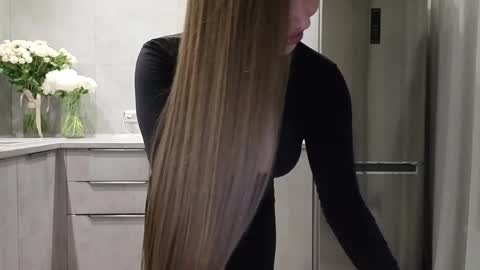 EvaAnna online show from 05/23/26, 08:57