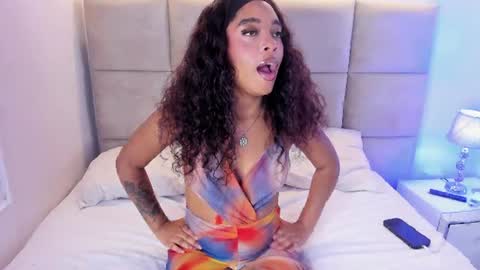 SHURI LUX  online show from 07/26/26, 04:58