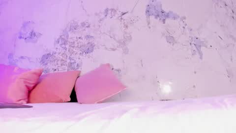 Snapshot of kim_baker1 chatting on 09/24/25, 08:23 kim online show from 09/24/25, 08:23