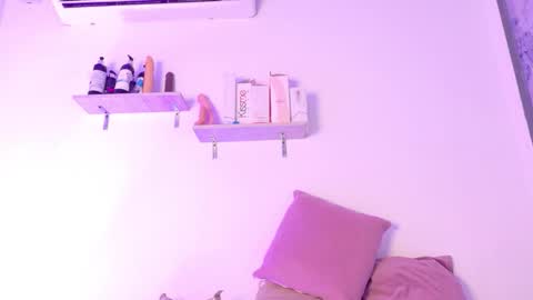 Snapshot of kim_baker1 chatting on 10/17/25, 08:55 kim online show from 10/17/25, 08:55