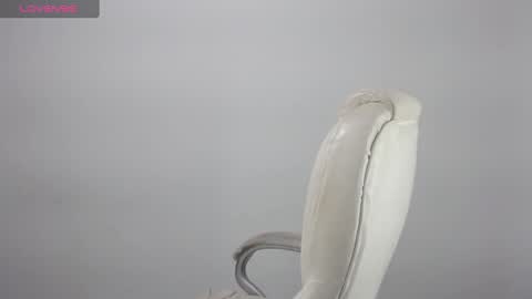 Snapshot of kim_bellemore chatting on 12/31/24, 11:31 Kimberly online show from 12/31/24, 11:31