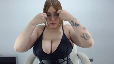 Snapshot of kim_bellemore chatting on 02/10/25, 11:46 Kimberly online show from 02/10/25, 11:46