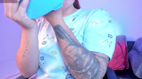 Snapshot of kim_brown_ chatting on 09/15/25, 10:37 Kim online show from 09/15/25, 10:37