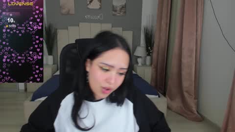 Kim online show from 12/03/24, 11:33