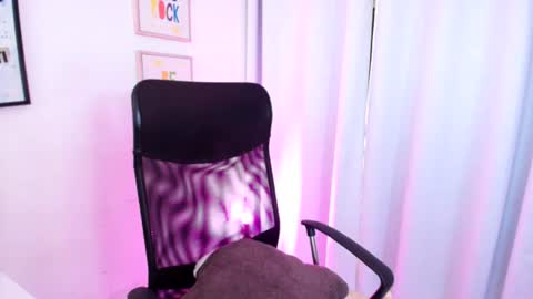 Kimberly online show from 07/28/26, 04:39