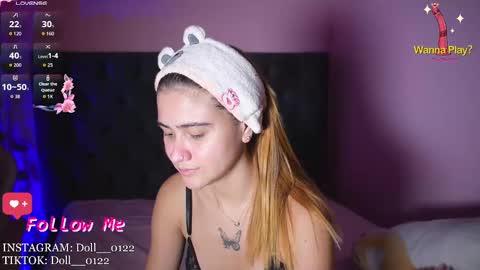 Snapshot of kim_dolls1823 chatting on 09/19/25, 01:40 ISABELLA 3 online show from 09/19/25, 01:40